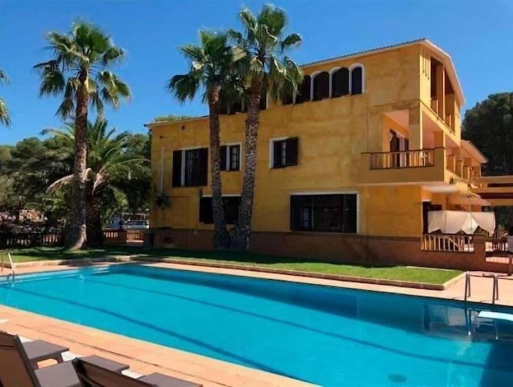 Villa Golf Sitges ヴィラノヴァ・イ・ラ・ジェルトル エクステリア 写真
