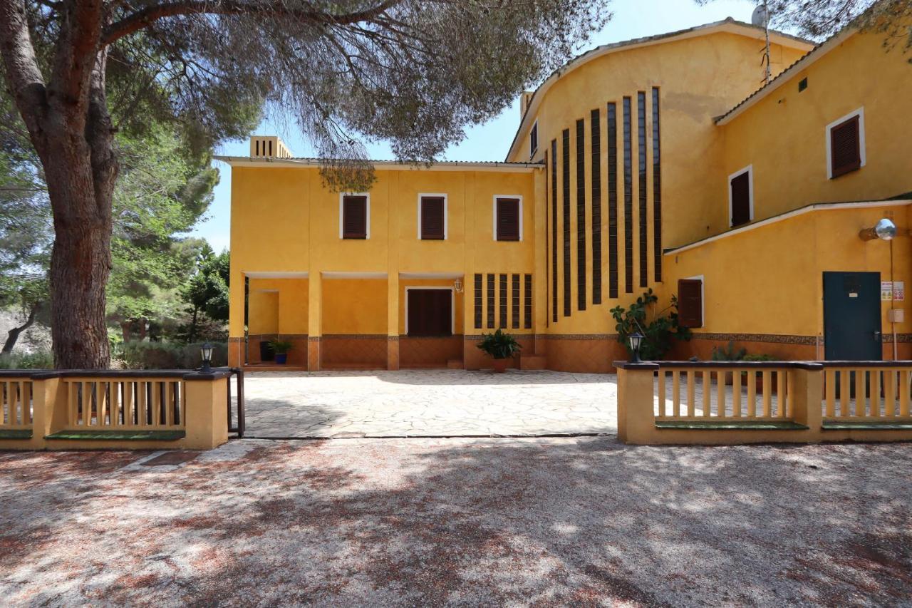 Villa Golf Sitges ヴィラノヴァ・イ・ラ・ジェルトル エクステリア 写真