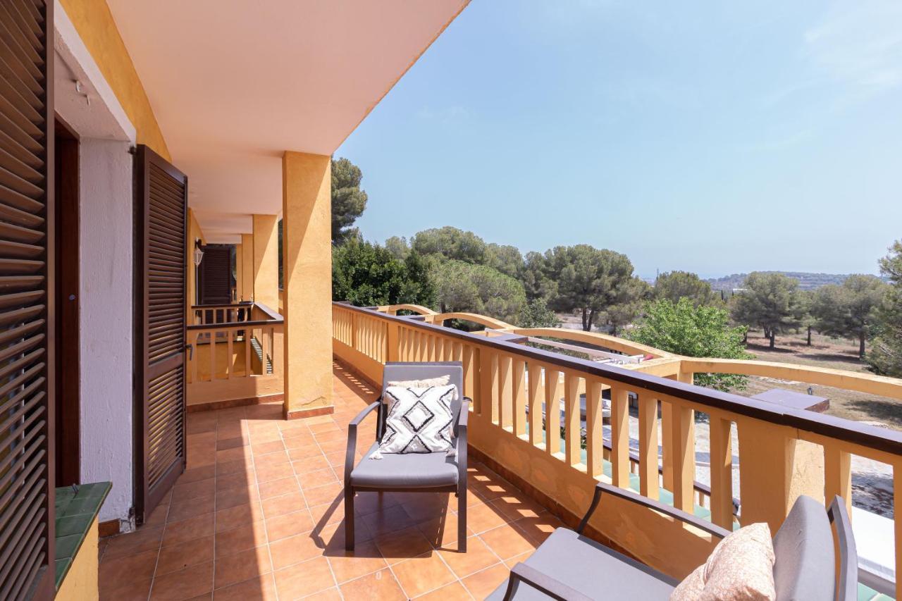Villa Golf Sitges ヴィラノヴァ・イ・ラ・ジェルトル エクステリア 写真